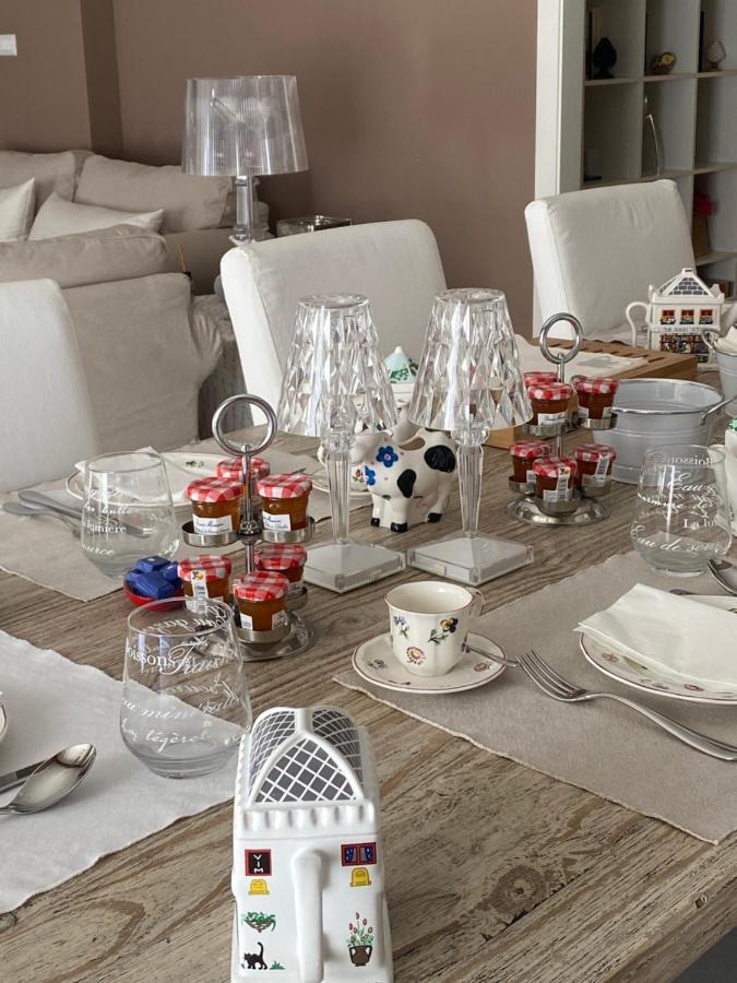 Maison De Famille ปาแลร์โม ภายนอก รูปภาพ