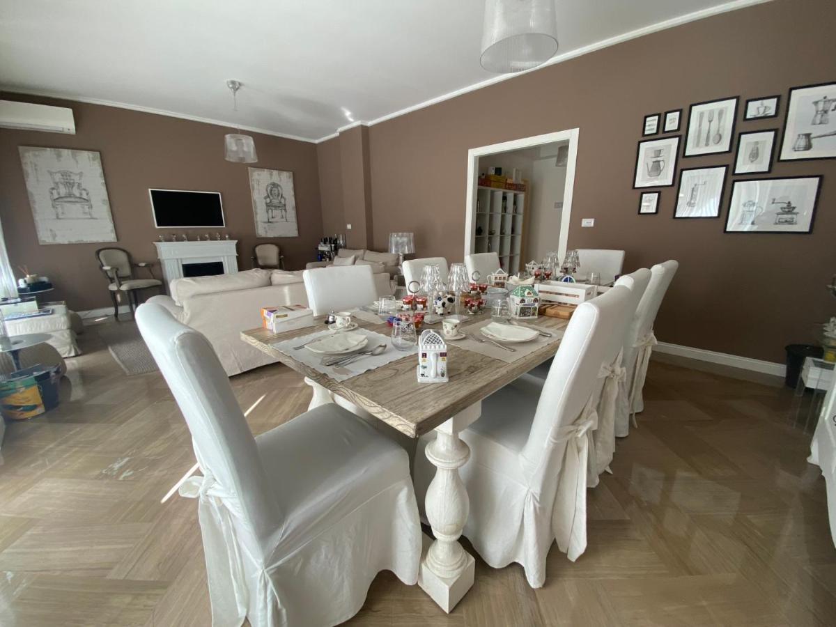 Maison De Famille ปาแลร์โม ภายนอก รูปภาพ
